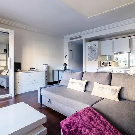 דירה Lilas Furnished Studio אנטיב
